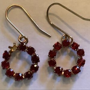 Garnet Prong Bezel setting 10k Gold Estates Vintage Costume Dropped Earrings